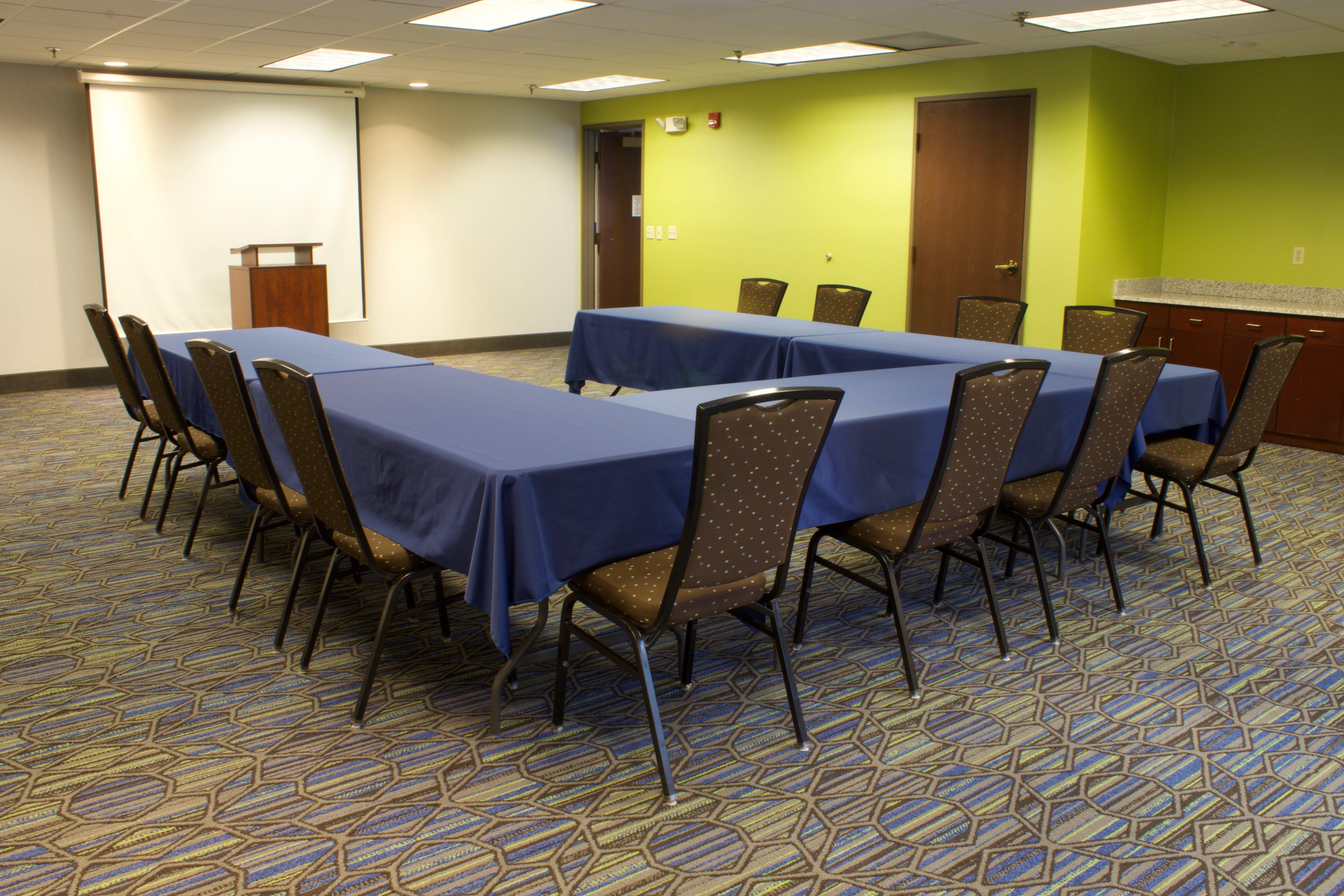 Holiday Inn Express Hotel & Suites-St. Paul By Ihg Vadnais Heights Ngoại thất bức ảnh