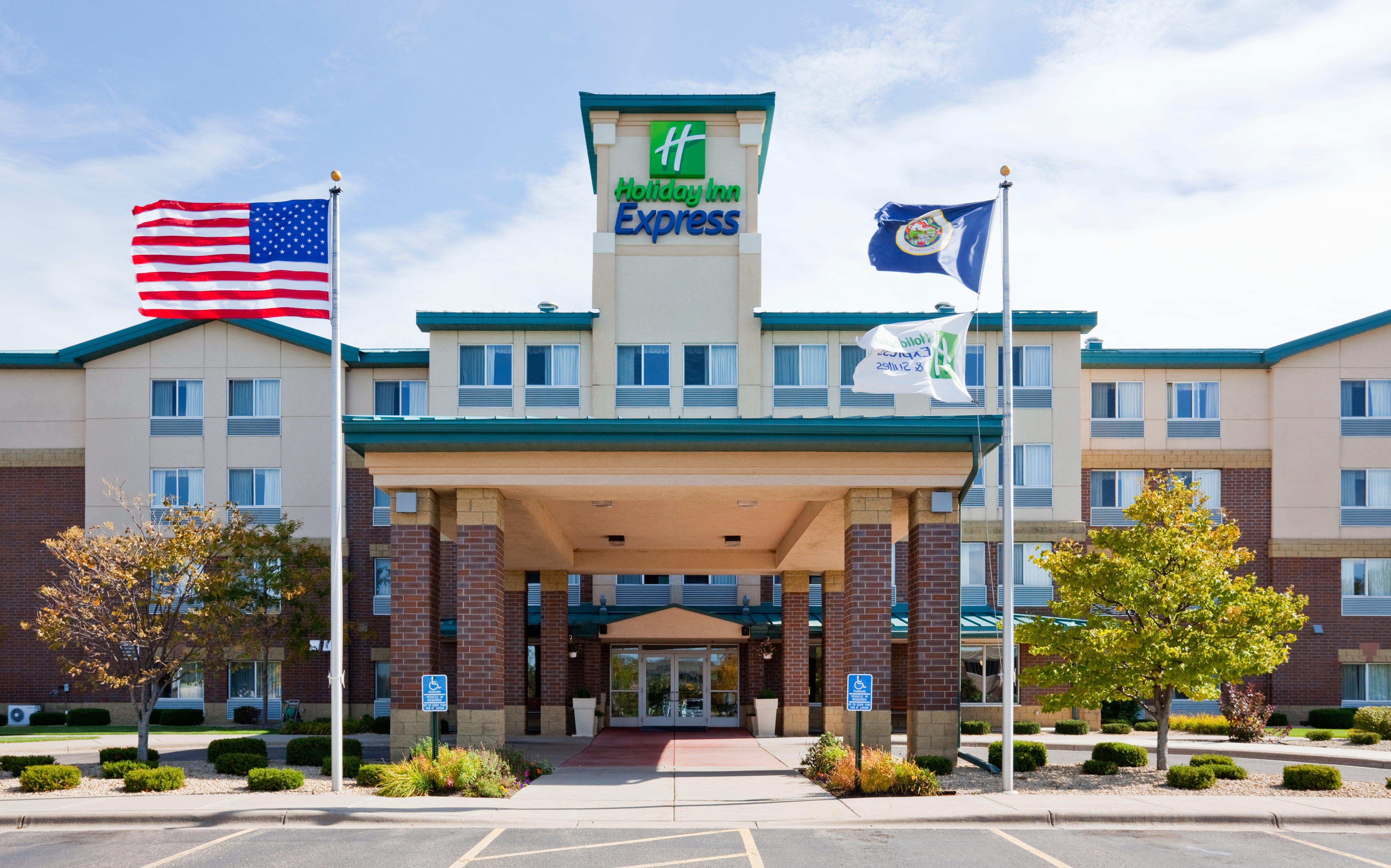 Holiday Inn Express Hotel & Suites-St. Paul By Ihg Vadnais Heights Ngoại thất bức ảnh