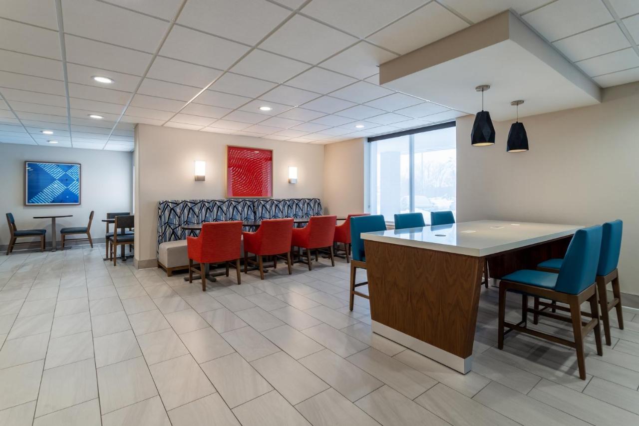 Holiday Inn Express Hotel & Suites-St. Paul By Ihg Vadnais Heights Ngoại thất bức ảnh