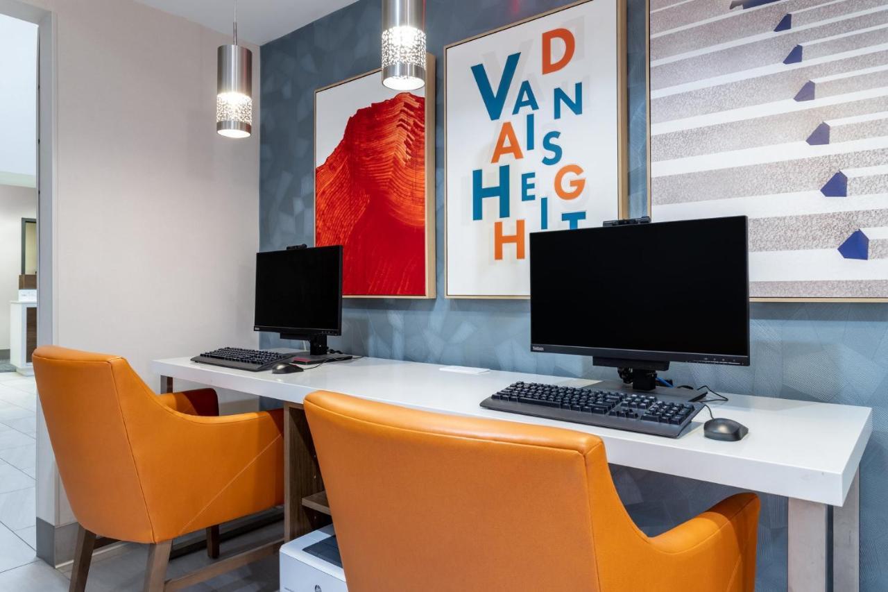 Holiday Inn Express Hotel & Suites-St. Paul By Ihg Vadnais Heights Ngoại thất bức ảnh