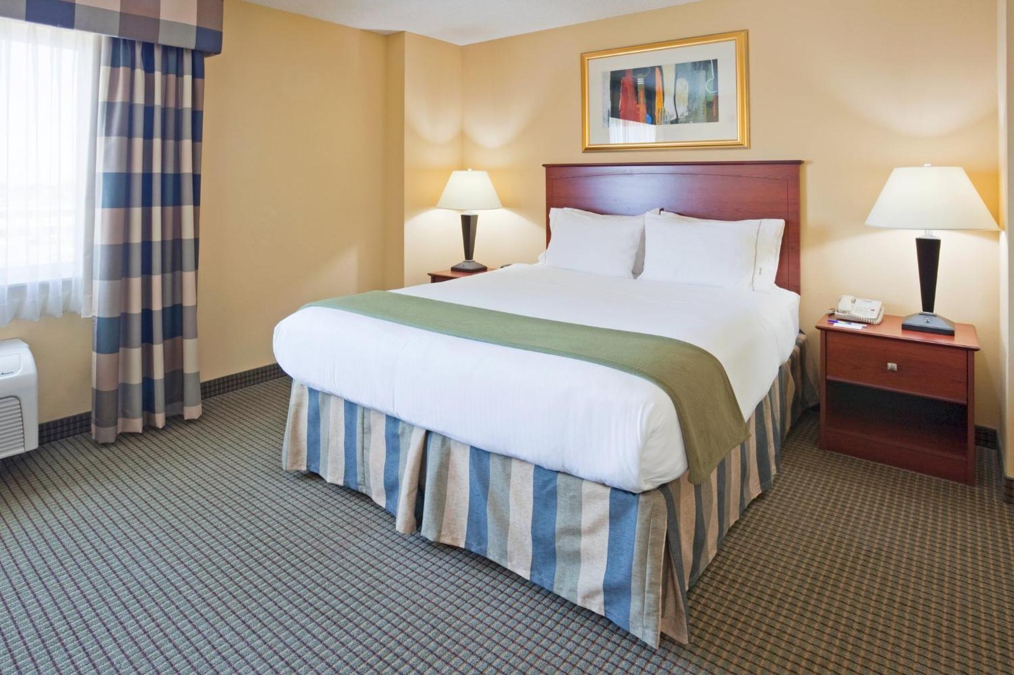 Holiday Inn Express Hotel & Suites-St. Paul By Ihg Vadnais Heights Ngoại thất bức ảnh